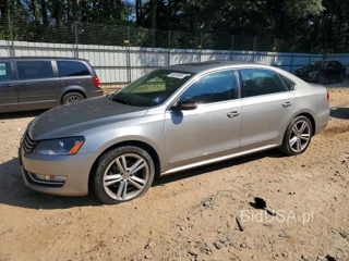 VOLKSWAGEN PASSAT SEL