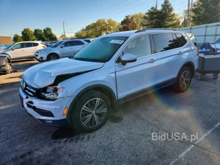 VOLKSWAGEN TIGUAN SE
