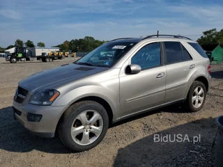 MERCEDES-BENZ ML 500
