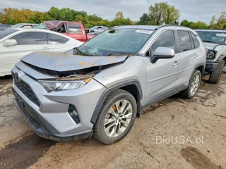 TOYOTA RAV4 XLE PREMIUM