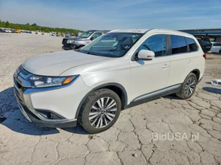 MITSUBISHI OUTLANDER SE