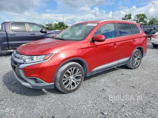 MITSUBISHI OUTLANDER SE