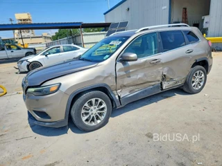 JEEP CHEROKEE LATITUDE PLUS