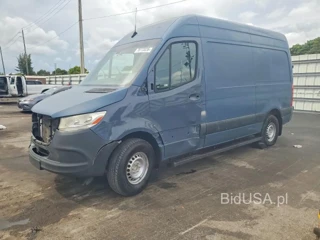 MERCEDES-BENZ SPRINTER 2500/3500