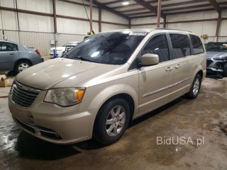 CHRYSLER TOWN & COUNTRY TOURING