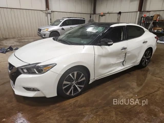 NISSAN MAXIMA PLATINUM