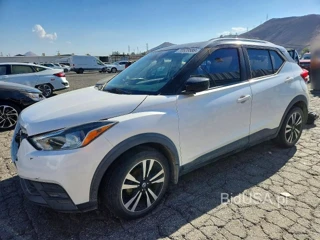 NISSAN KICKS SV