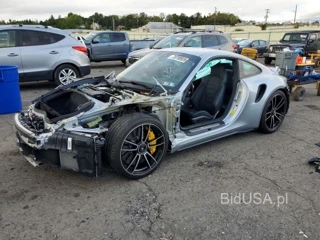 PORSCHE 911 TURBO