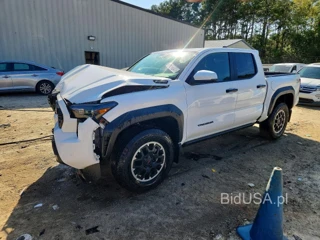 TOYOTA TACOMA TRD OFF-ROAD HV