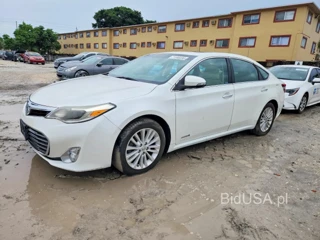 TOYOTA AVALON HYBRID LIMITED