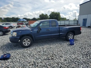 DODGE DAKOTA SLT