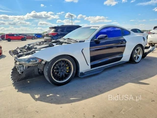 FORD MUSTANG GT