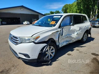 TOYOTA HIGHLANDER BASE