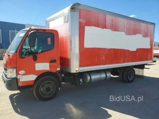 HINO 195