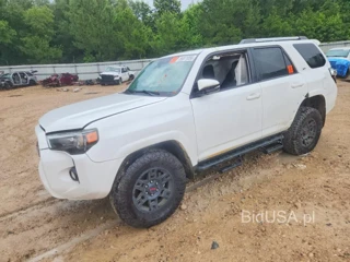 TOYOTA 4RUNNER SR5 PREMIUM