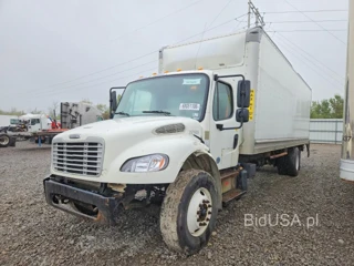 FREIGHTLINER M2
