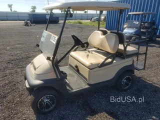 CLUB CAR GOLF CART