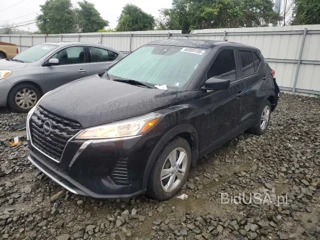 NISSAN KICKS S