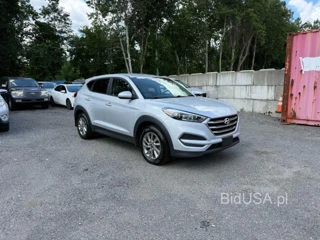 HYUNDAI TUCSON SE