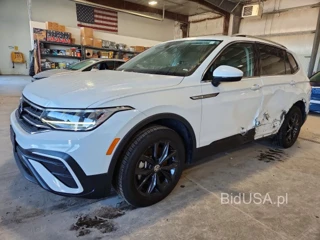 VOLKSWAGEN TIGUAN SE