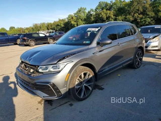 VOLKSWAGEN TIGUAN SEL R-LINE BLACK