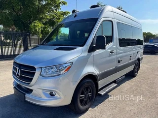 MERCEDES-BENZ SPRINTER 2500