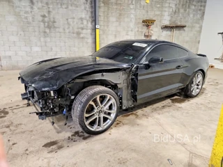 FORD MUSTANG GT
