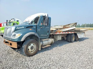 INTERNATIONAL 7600