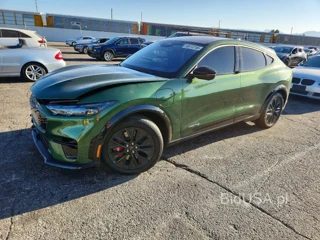 FORD MUSTANG MACH-E PREMIUM