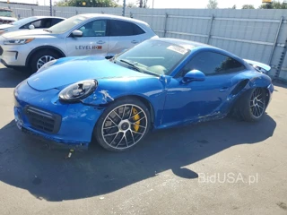 PORSCHE 911 TURBO