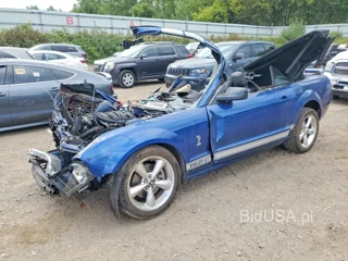 FORD MUSTANG GT