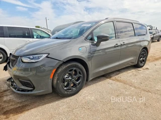 CHRYSLER PACIFICA HYBRID LIMITED