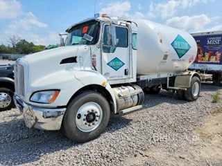 KENWORTH T370