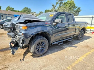 CHEVROLET SILVERADO K1500 TRAIL BOSS CUSTOM