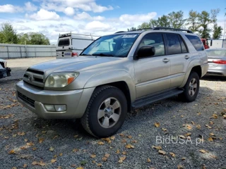 TOYOTA 4RUNNER SR5