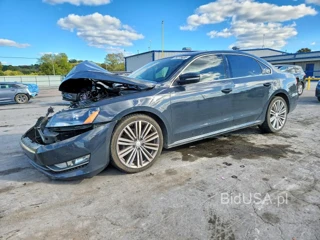 VOLKSWAGEN PASSAT SE