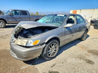 TOYOTA CAMRY CE
