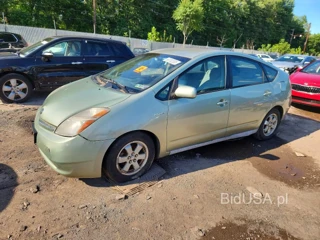 TOYOTA PRIUS BASE