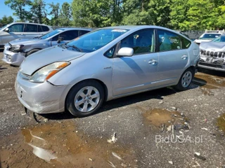 TOYOTA PRIUS BASE
