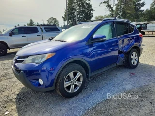 TOYOTA RAV4 XLE