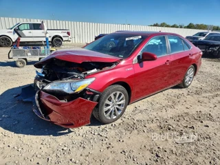 TOYOTA CAMRY HYBRID XLE