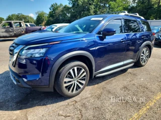 NISSAN PATHFINDER PLATINUM