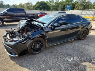 TOYOTA CAMRY XSE