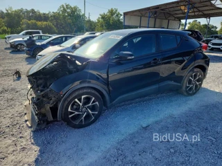 TOYOTA C-HR XLE PREMIUM