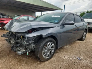 HYUNDAI ELANTRA BLUE