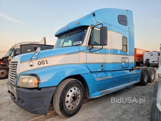 FREIGHTLINER CONVENTIONAL ST120