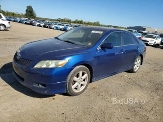 TOYOTA CAMRY SE