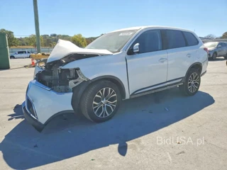 MITSUBISHI OUTLANDER SE