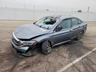 VOLKSWAGEN JETTA S