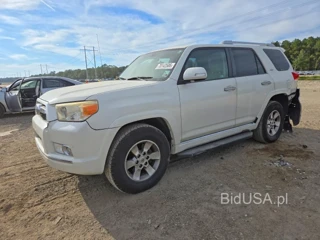 TOYOTA 4RUNNER SR5